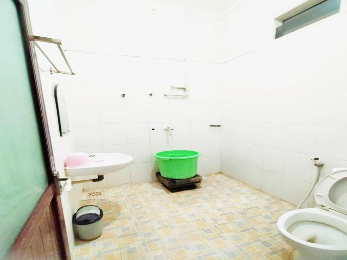 Reddoorz At Hotel Nuansa Ngawi Luaran gambar