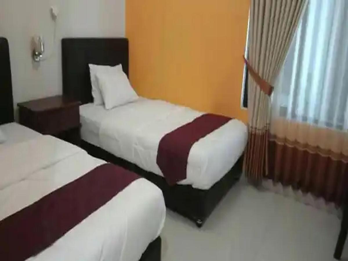Reddoorz At Hotel Nuansa Ngawi Luaran gambar